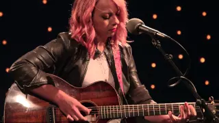 Samantha Fish - 'Jim Lee Blues Pt. 1' | The Bridge 909 in Studio