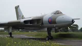 Avro Vulcan XM655 Fast Taxy at Wellesbourne 15th May 2022