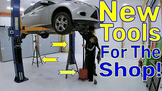 Harbor Freight 2 Ton  Under Hoist Jack Stands - 5 Gallon Oil Dolly - Unboxing Assembly and Thoughts