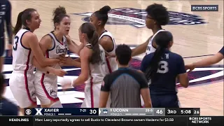 TECHNICAL On Lou Lopez-Senechal After She's Shoved, HELD BACK By UConn Huskies Players! Geno FURIOUS