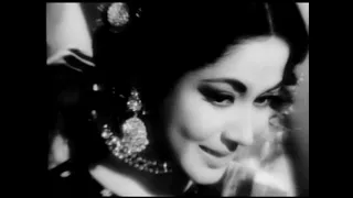 Sahib Bibi Aur Ghulam (1962) - Piya Aiso Jiya Me Samay Gayo Re