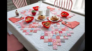 REPLAY: Stitch up a ZigZag Placemat and Napkin Kit with Misty!