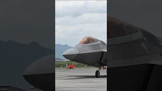 F-22 Raptor Starting up #f22 #f22raptor