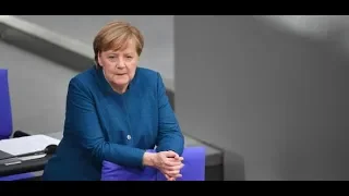 HESSEN: Merkel macht Andeutungen zu einer möglichen Nachfolge