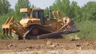 08-17 Bulldozer Caterpillar D7RII