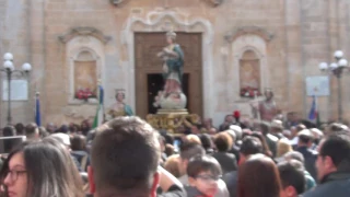 Uscita delle statue SS Filippo e Giacomo e Madonna dell'Uragano