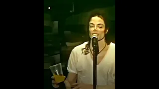 Michael Jackson love to drink juice 😂 #michaeljackson