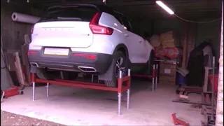 The ultimate homemade car jack, simple to use, compact when not in use.