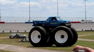 Big Foot Car Crush Atlanta Motorama 2017