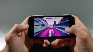 Iphone SE 2020 3/64 A13 Bionic Asphalt 9 Legends 60fps Test