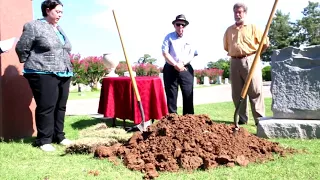 Unnamed Holocaust victim with proper burial (2015-07-27)