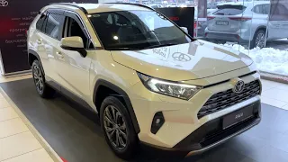 2025 Toyota RAV4 - in depth Walkaround 4K