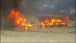 В Приамурье возник пожар на деревообрабатывающем предприятии