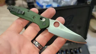 Benchmade 945 to 555 blade swap!