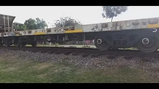 tren de carga urquiza saliendo de concordia asia el norte