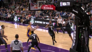 Timofey Mozgov Elevates for the Clutch Alley Oop!