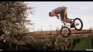 FlyBikes BMX Time in Milan (HD)