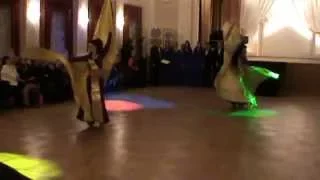 Восточный танец  с крыльями Ирина и Галина.