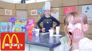 ELLE OUVRE SON FAST FOOD À LA MAISON !! - CHALLENGE STUDIO BUBBLE TEA