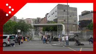 Milano, nuovo ricovero al San Raffaele per Silvio Berlusconi: le immagini dall'esterno dell'ospedale