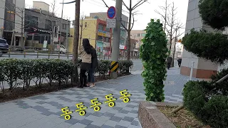 " Women,Scream " Bushman Prank in South Korea (Part 1)