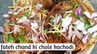 Fateh chand ki chole kachodi | old delhi's most famous streetfood kachodi #shorts #youtubeshorts