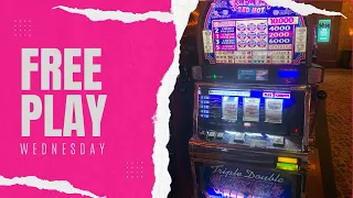Come spin some free play with me! #oldschoolslots #casinocomps