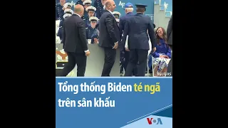 TT Biden té ngã trên sân khấu | VOA Tiếng Việt