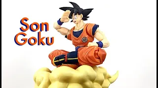 Bandai Tamashii Nations SH Figuarts DBZ A SAIYAN RAISED ON EARTH 2.0 SON GOKU Action Figure Review