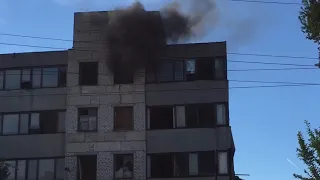 На видео сняли горящий цех волгоградского тракторного завода