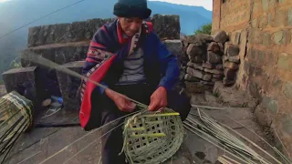 Ninety three years old man still got his skills of craftsmanship