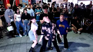 SUNDAY. RED CREW. UNIQUE EXHILARATING IMPROMPTU INTERACTIVE BUSKING WITH CURIOUS ONLOOKER. HONGDAE.