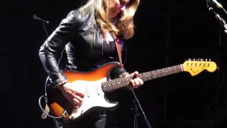 Tedeschi Trucks Band - The Sky Is Crying - Susan's solo (Halifax, 21 November 2013)