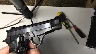 Beretta M1951 Cleaning up a surplus pistol