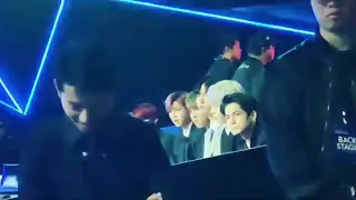 [181214 MAMA HK] WANNA ONE reaction to Seventeen perform