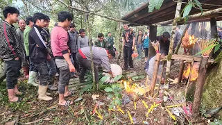 One day of group meals in the forest