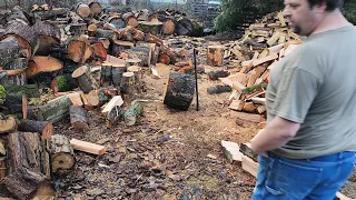 Hand Splitting Fir Around Knotts With a Fiskars Ax