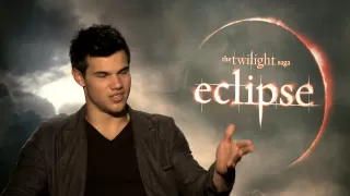 New Twilight: Eclipse HD Interview - Taylor Lautner needs no kissing coach