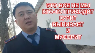 БАРДАК В РАЙОТДЕЛЕ НЕ МЫ УСТРАИВАЕМ ЭТО ВСЕ ОНИ ПРИХОДЯТ БУХАЮТ И КУРЯТ. МАХАМБЕТ