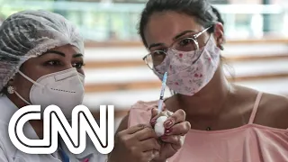 Autoridades públicas não podem anunciar 3ª dose sem dados, afirma médica | LIVE CNN