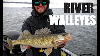 Jigging Winter Walleyes on the River (January Beatdown)