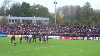 Ajax fans supporting their team in a training session before #Feyenoord Game. #feyaja