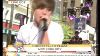 (Today Show ) Justin Bieber "One Time" In New York City @ Rockefeller Center