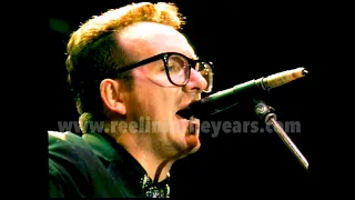 Elvis Costello- "Tramp The Dirt Down" LIVE 1989 [Reelin' In The Years Archive]