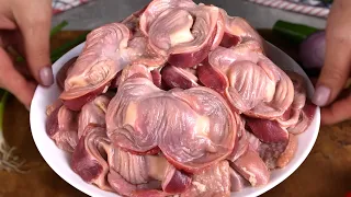 I have never eaten such delicious chicken gizzards! Easy recipe for breakfast or dinner!