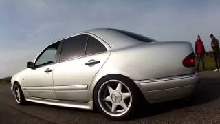 MERCEDES E320 BURNOUT