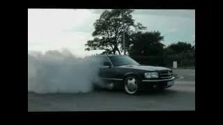 Burnout AMG W126 560 sec