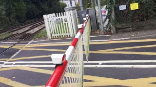 *Dodgy Alarm* Aylesford Village Level Crossing (Kent) Saturday 07.10.2017