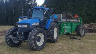 Visar upp nya traktorn och börjar köra fastgödsel ! || Bondevloggen ||