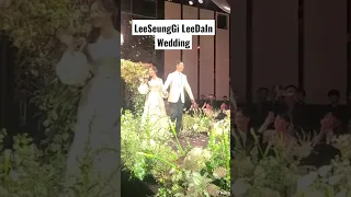 Lee Seung Gi and Lee Da In Wedding #leeseunggi #leeseunggiwedding #leedain  #이승기 #이민호